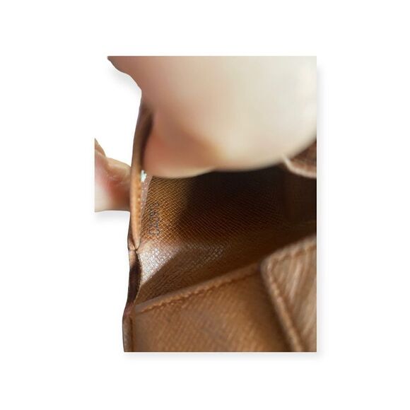 Authentic Louis Vuitton Men's Marco Monogram Bifold Slim Wallet - Picture 8 of 12